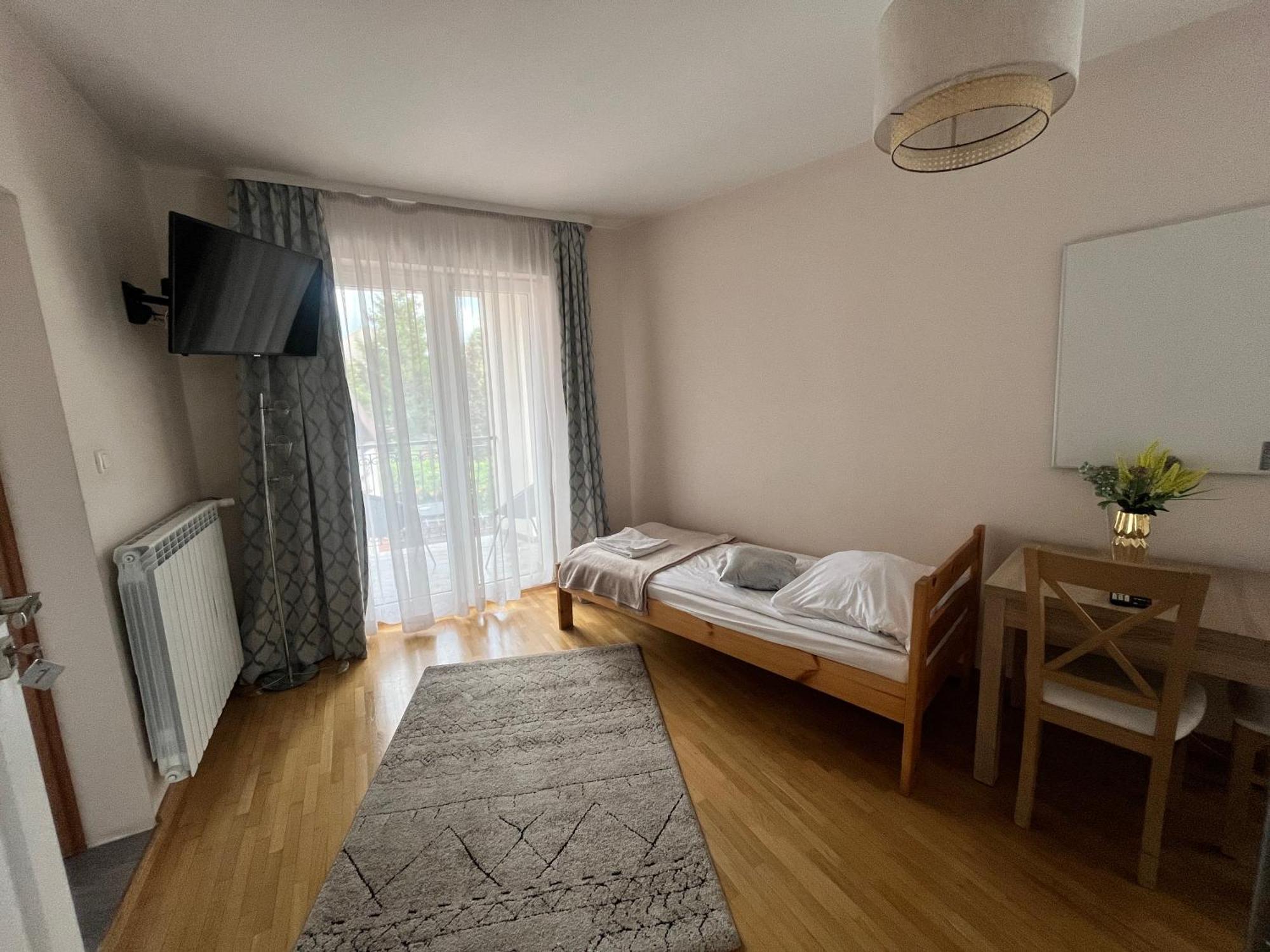 Hostel & Restauracja Santorini Bialystok Exterior photo